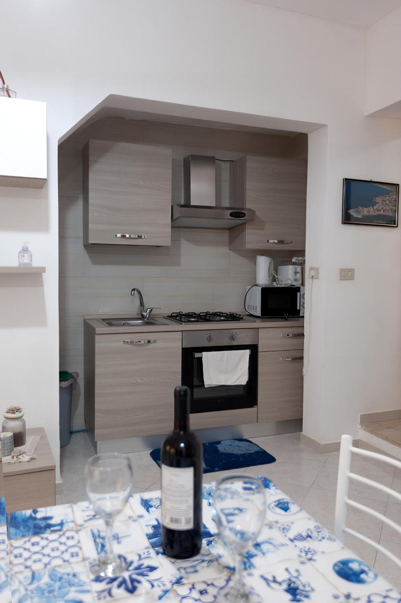 Confortevole Appartamentino 카스텔라마레델골포 외부 사진